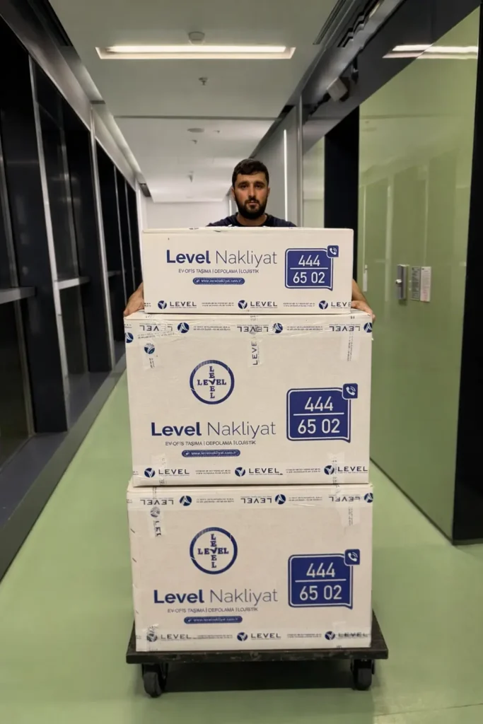 Level nakliye ekibi